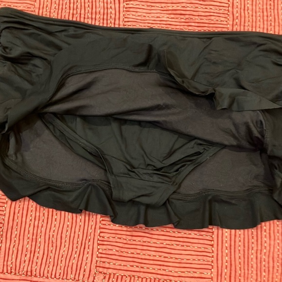 Simon Chang swim skort ( skirt with bikini bottom) Black - Picture 6 of 14